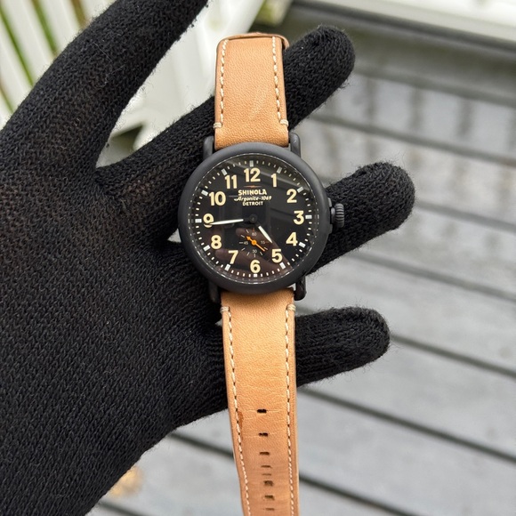 Shinola Runwell Watch Argonite 1069 Rare Color Mens brown leather strap Watch - Picture 3 of 10